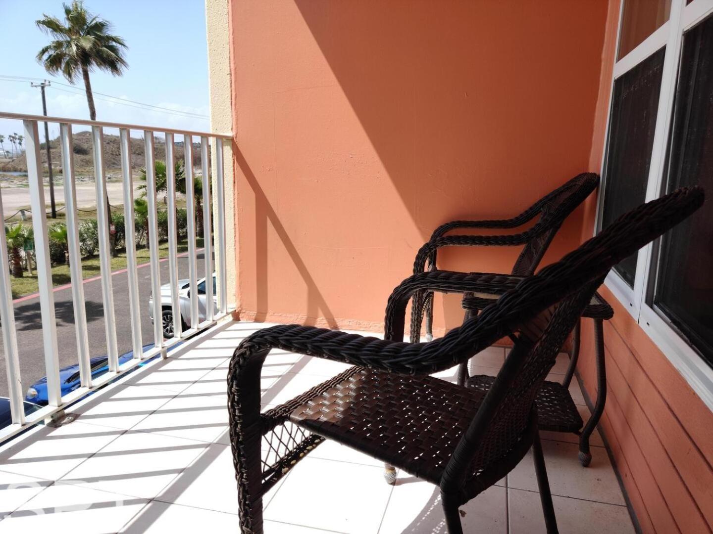 Beach Access Condo With Pool, Hot Tub Area & Bbq - Gulfview I - Unit 213 Саут-Падре-Айленд Екстер'єр фото